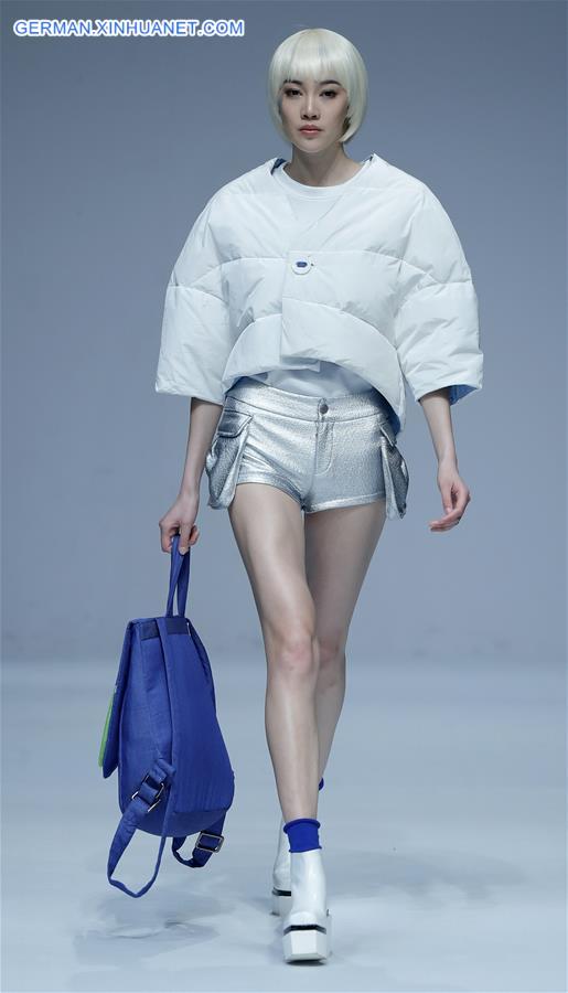 CHINA-BEIJING-FASHION WEEK (CN)