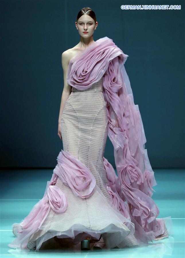 CHINA-BEIJING-FASHION WEEK-JUSERE WEDDING DRESS (CN)