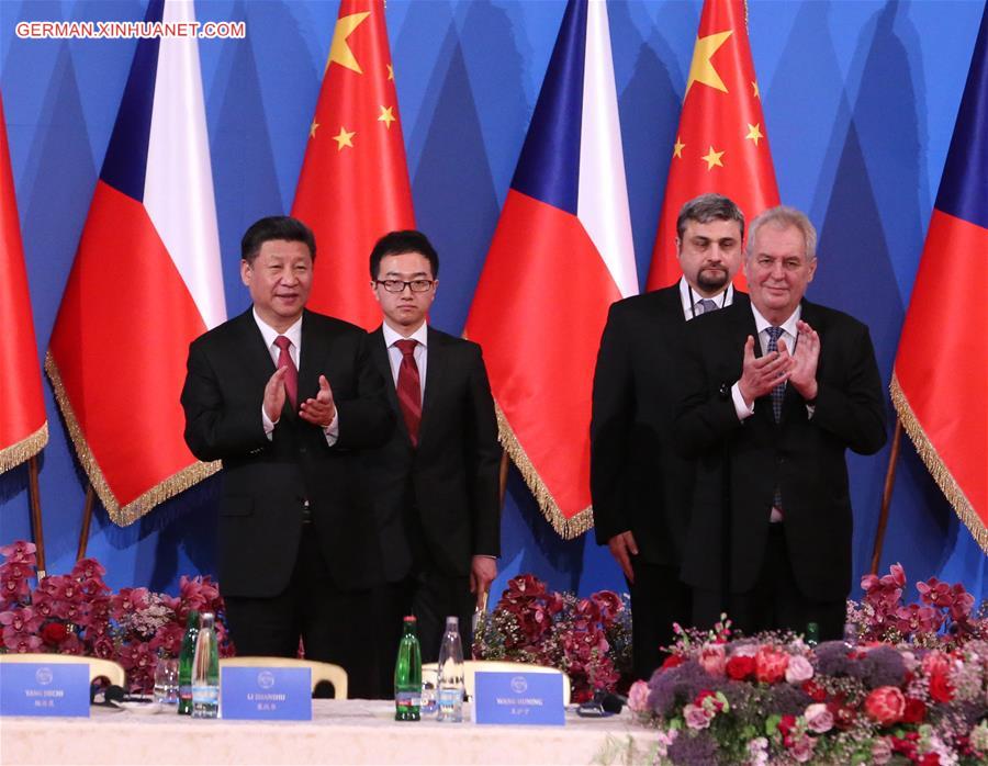 CZECH REPUBLIC-CHINA-XI JINPING-ECONOMIC ROUNDTABLE 