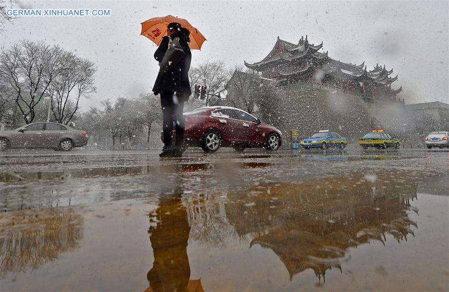 CHINA-YINCHUAN-SNOWFALL (CN)