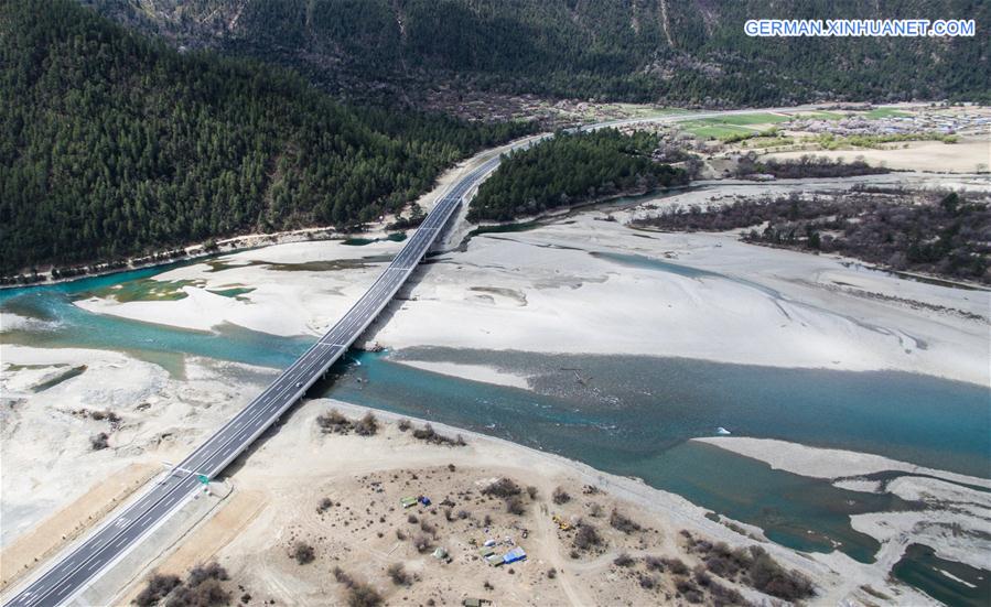 CHINA-TIBET-LHASA-NYINGCHI HIGHWAY (CN)