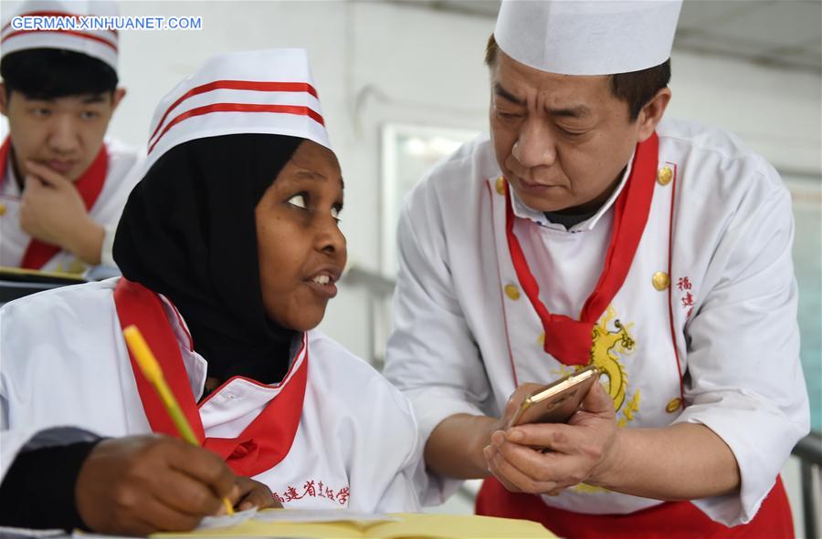 CHINA-FUJIAN-FUZHOU-COOKING SCHOOL-NIGERIAN STUDENT (CN) 