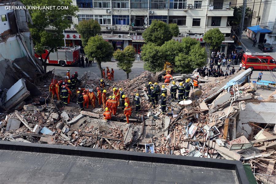 #CHINA-SHANGHAI-BUILDING COLLAPSE-RESCUE (CN)