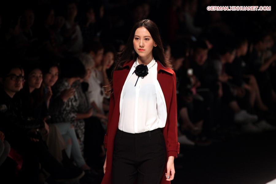 #CHINA-SHANGHAI-FASHION WEEK (CN)