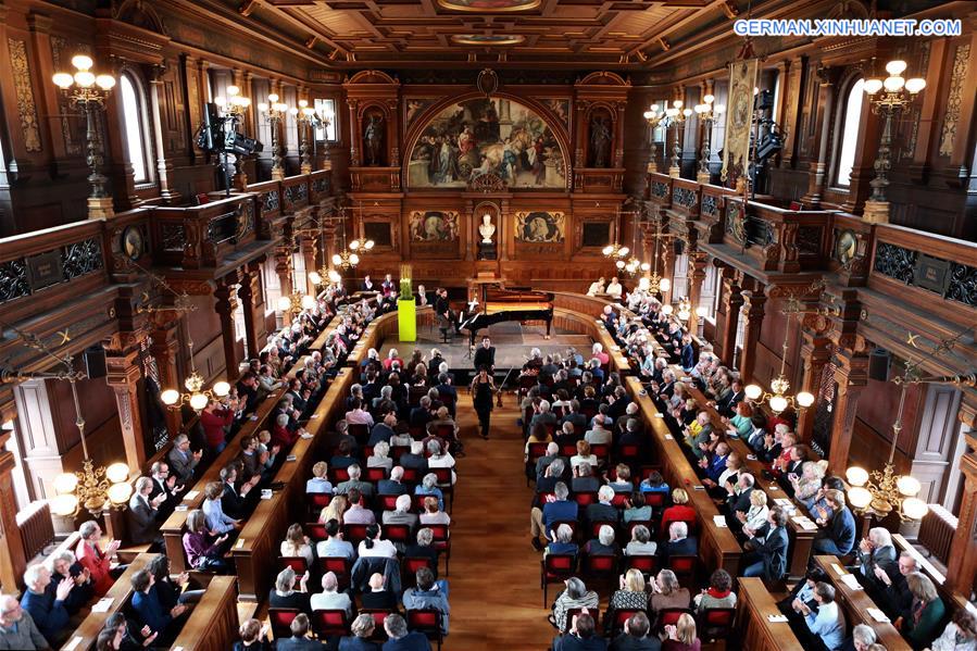 GERMANY-HEIDELBERG-CHINESE VIOLINIST-PERFORMANCE