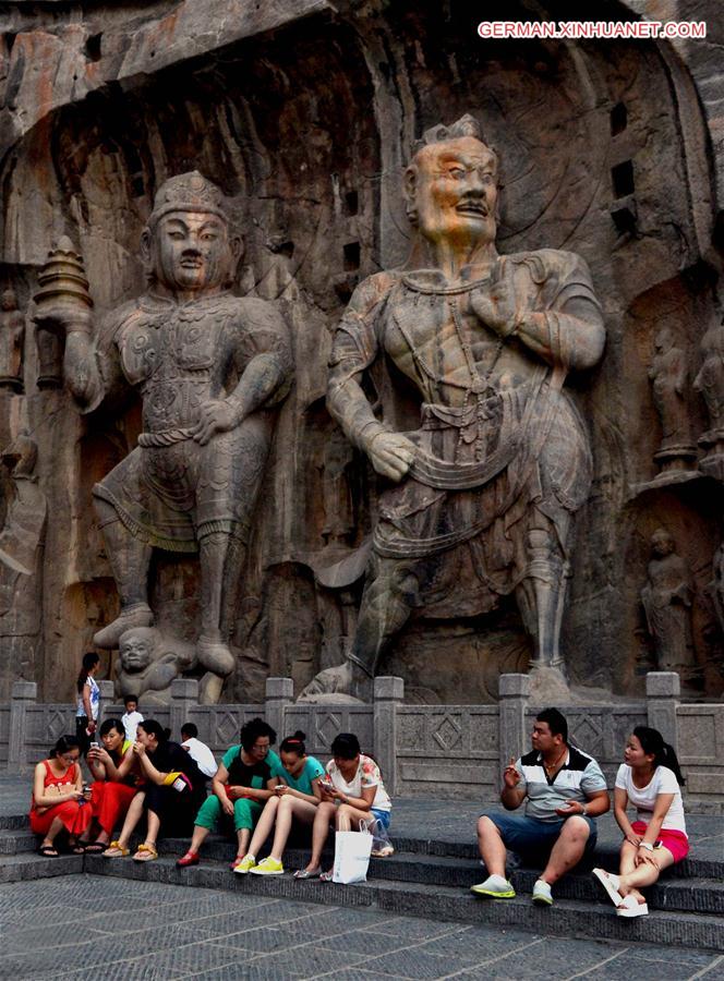 CHINA-BUDDHA STATUES (CN)