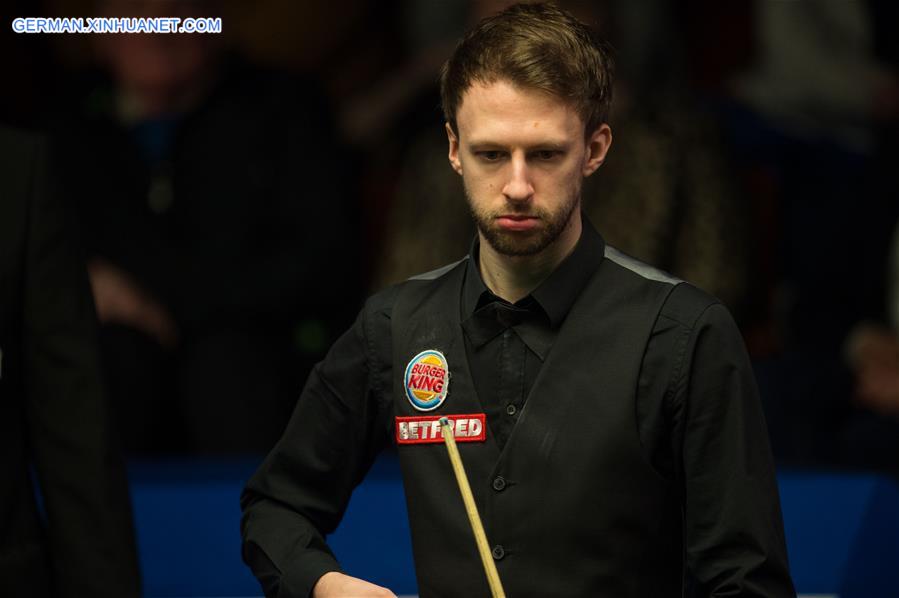 (SP)BRITAIN-SHEFFIELD-SNOOKER-WORLD CHAMPIONSHIP-DING JUNHUI VS JUDD TRUMP