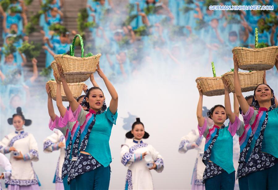 CHINA-CHONGQING-TEA-TOURISM (CN)