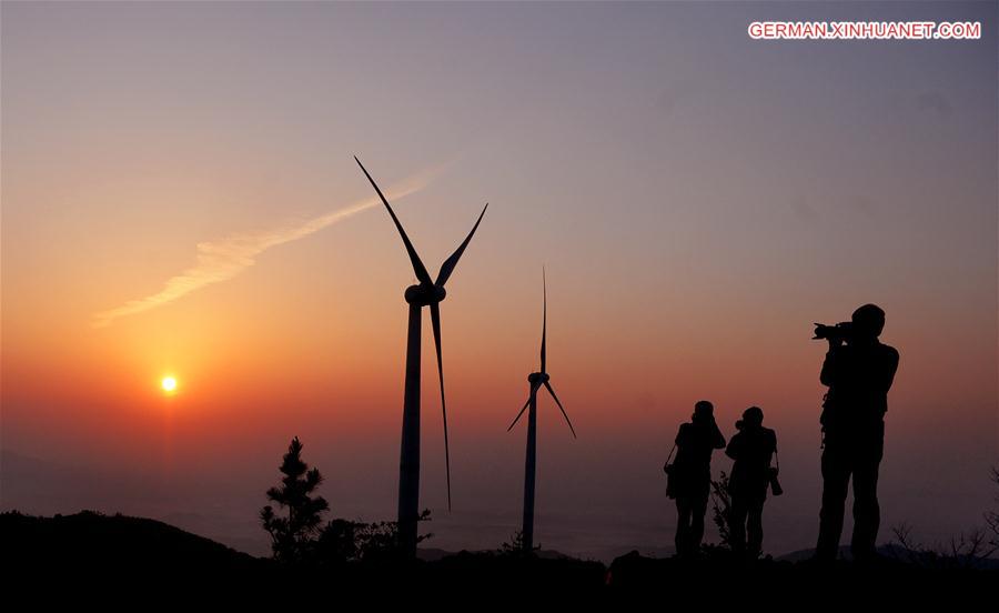 CHINA-ANHUI-LONGMIAN MOUNTAIN-SCENERY (CN)