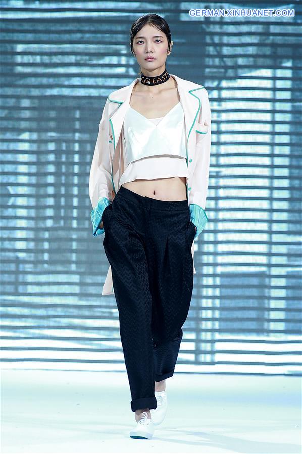 CHINA-QINGDAO-FASHION WEEK(CN)