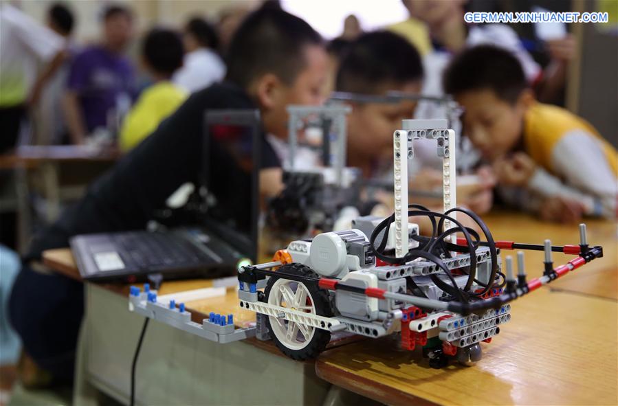 #CHINA-GUILIN-ROBOT-COMPETITION (CN)