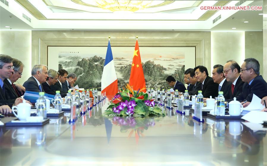 CHINA-BEIJING-WANGYI-AYRAULT-MEETING (CN)