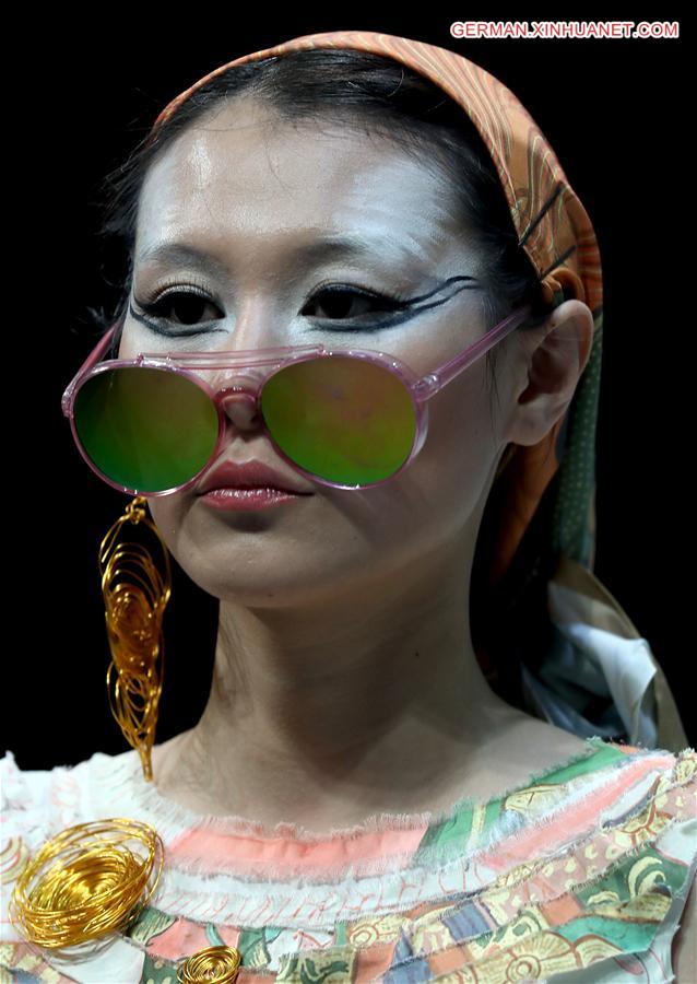 CHINA-BEIJING-COLLEGE STUDENTS' FASHION WEEK (CN)