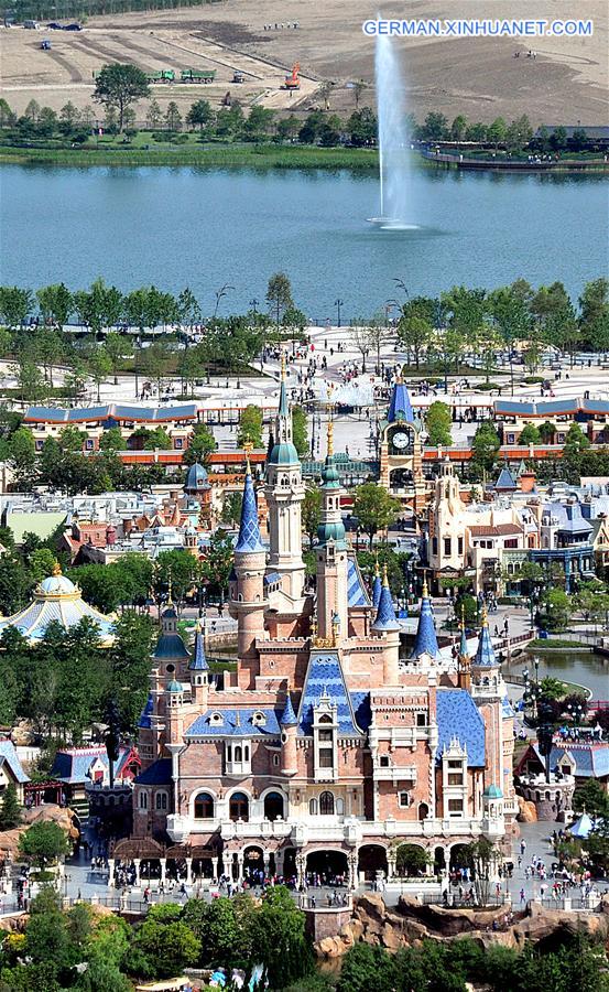 CHINA-SHANGHAI-DISNEYLAND (CN)