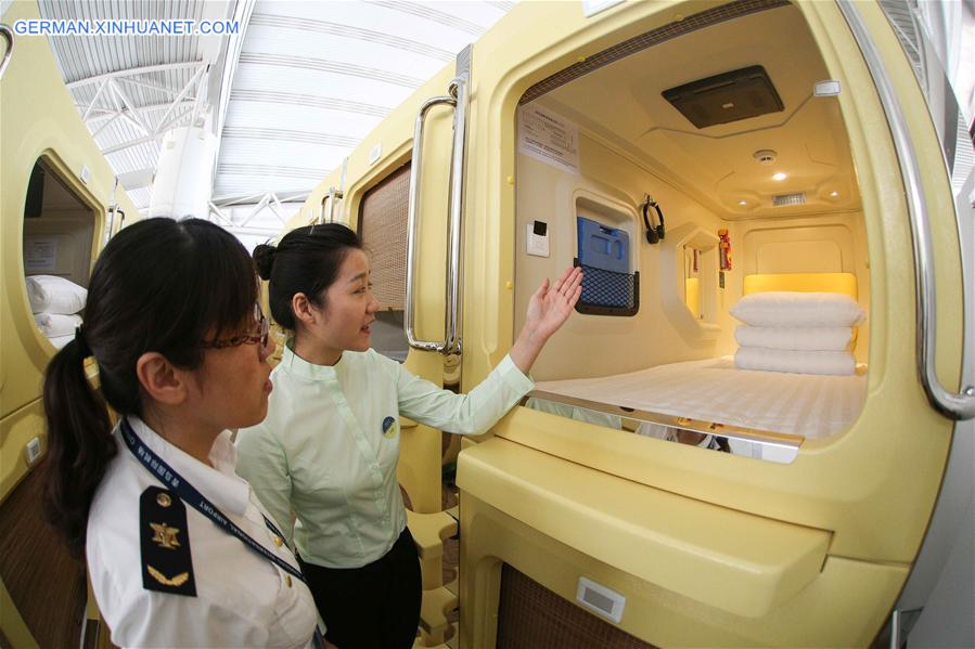 #CHINA-QINGDAO-AIRPORT-CAPSULE HOTEL (CN)
