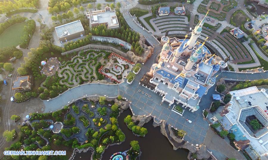 CHINA-SHANGHAI-DISNEYLAND (CN)