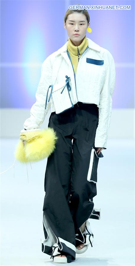 CHINA-BEIJING-COLLEGE STUDENTS' FASHION WEEK (CN)