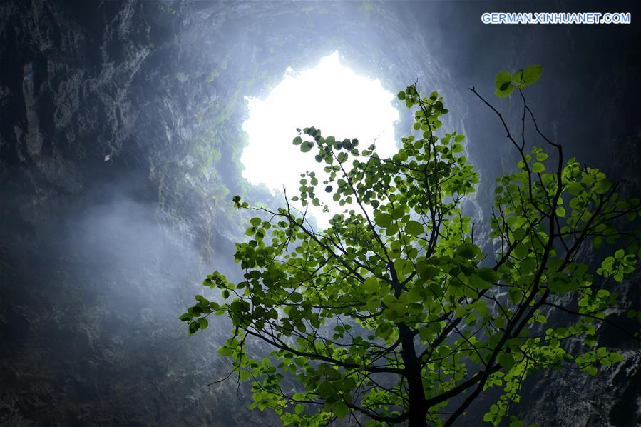 #CHINA-HUBEI-KARST CAVE (CN)