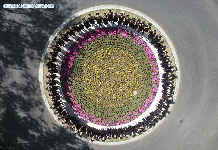 #CHINA-SHENYANG-GRADUATION PHOTO (CN)