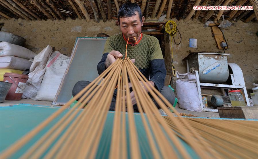 CHINA-TIBET-INCENSE-TRADITION-PRODUTION (CN)