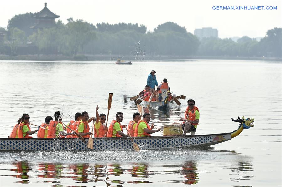 CHINA-BEIJING-DRAGON BOAT COMPETITION (CN)