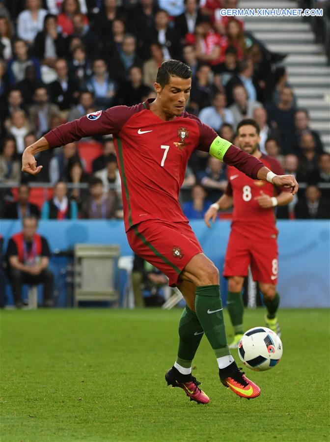 (SP)FRANCE-PARIS-SOCCER-EURO 2016-GROUP F-PORTUGAL VS AUSTRIA