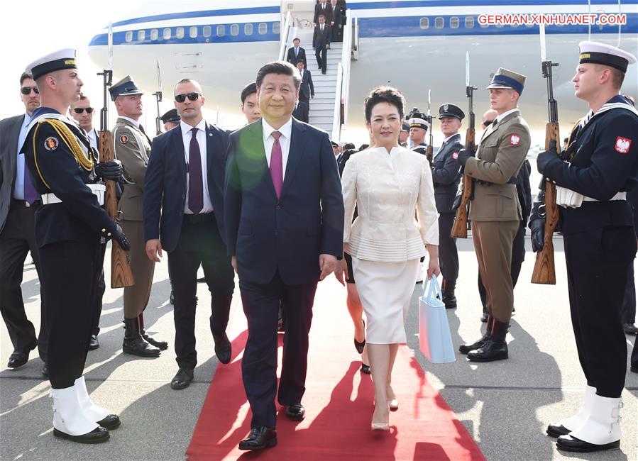 POLAND-CHINA-XI JINPING-STATE VISIT-ARRIVAL