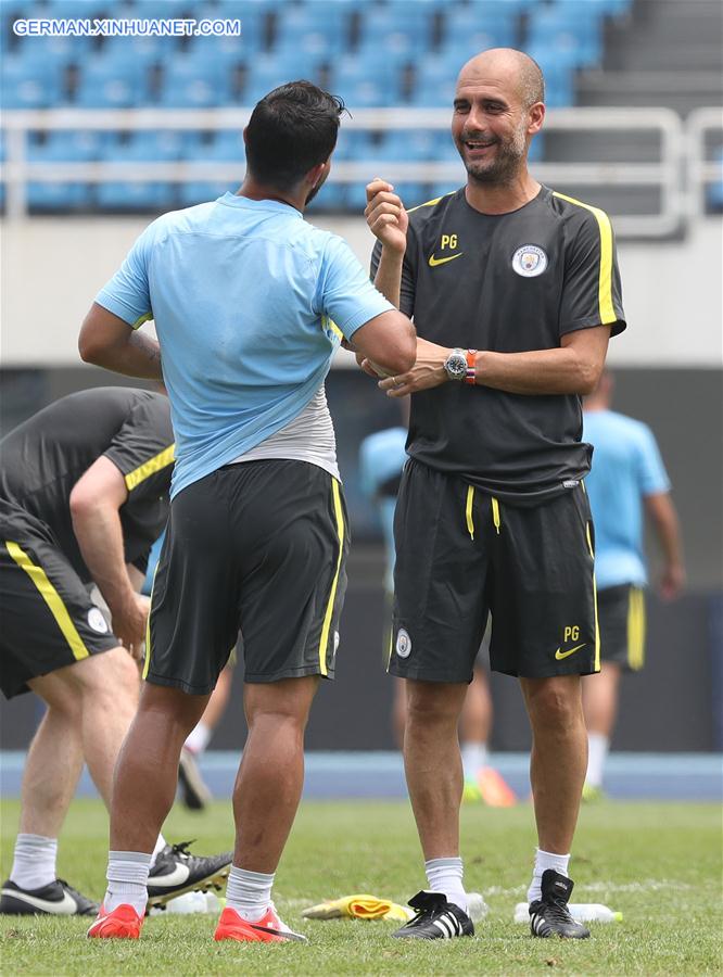 (SP)CHINA-BEIJING-SOCCER-ICC-MAN CITY-TRAINING (CN)