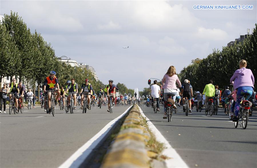 BELGIUM-BRUSSELS-CAR FREE DAY