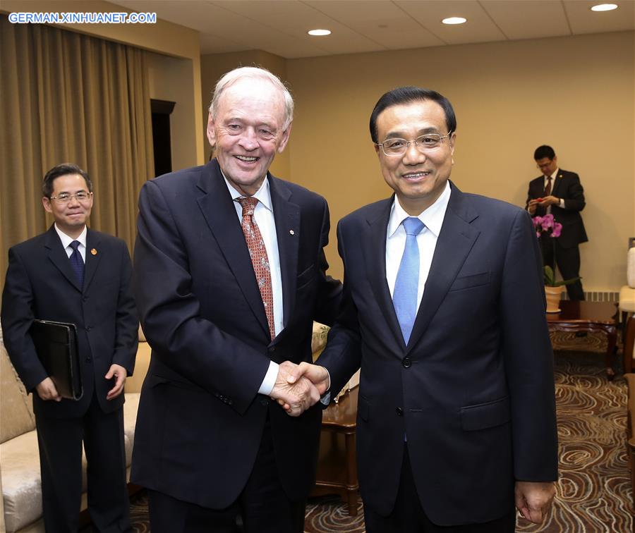 CANADA-OTTAWA-CHINESE PREMIER-CHRETIEN-MEETING