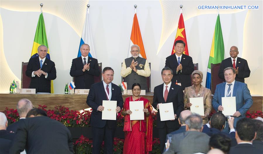 INDIA-GOA-BRICS SUMMIT-SIGNING-PRESS CONFERENCE
