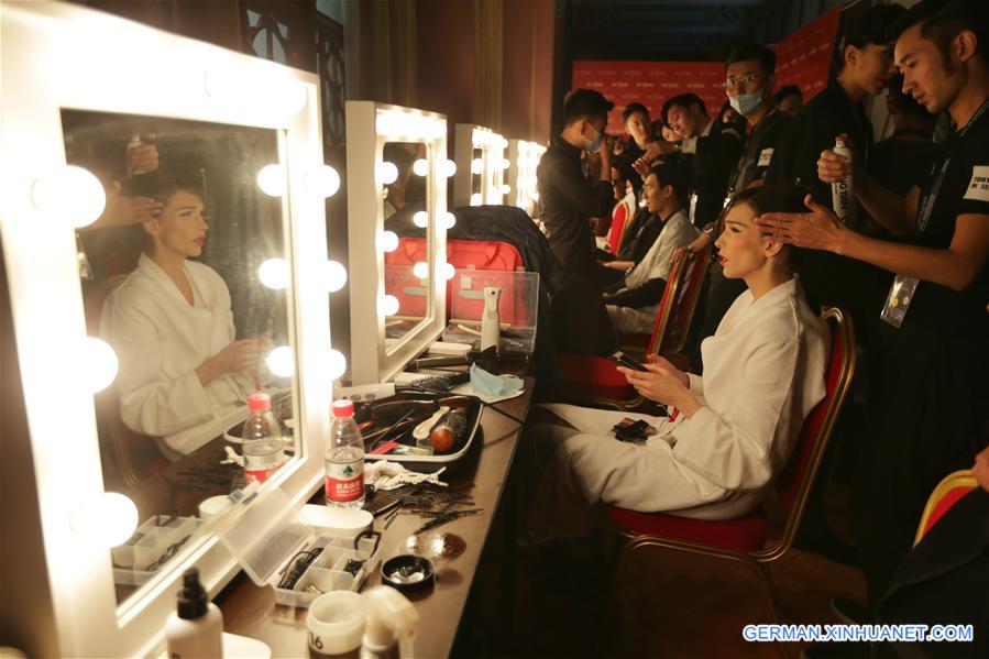 CHINA-BEIJING-FASHION WEEK (CN)