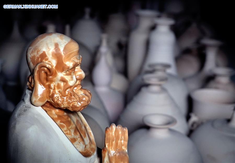 CHINA-HENAN-SHENHOU TOWN-JUN PORCELAIN (CN)