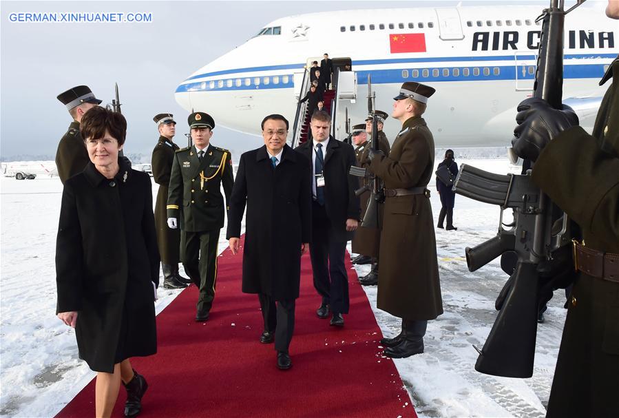 LATVIA-RIGA-LI KEQIANG-ARRIVAL