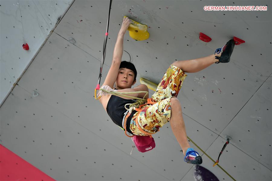 (SP)CHINA-GUANGZHOU-CLIMBING-ASHIMA SHIRAISHI