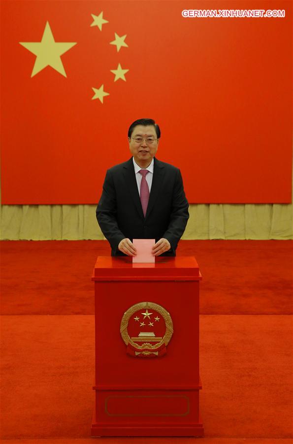 CHINA-BEIJING-LEADERS-LOCAL PEOPLE'S CONGRESS-VOTE (CN) 