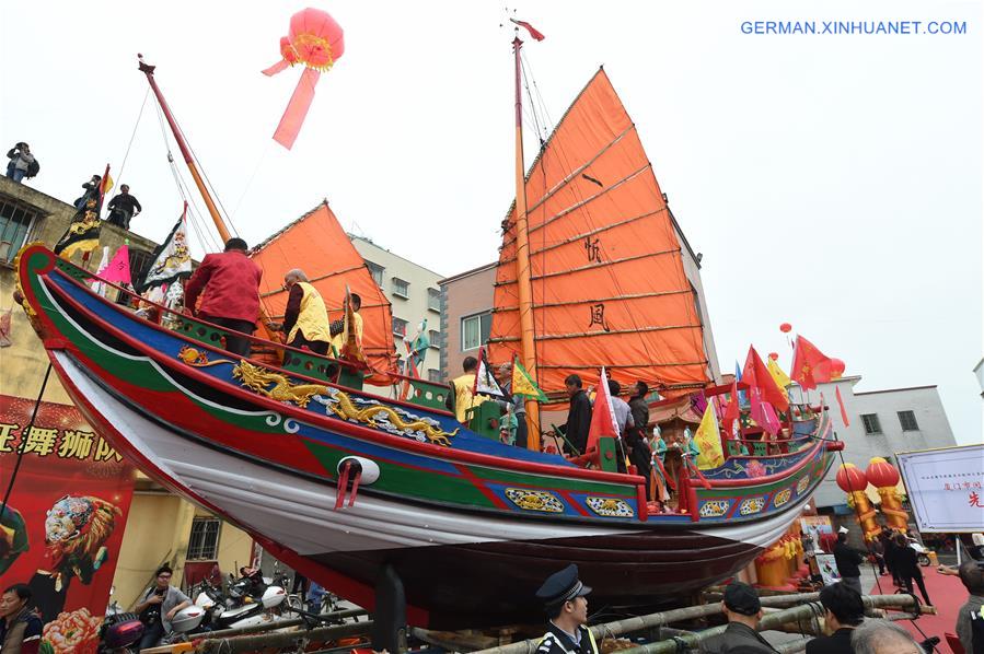 CHINA-XIAMEN-FOLK FESTIVAL (CN)