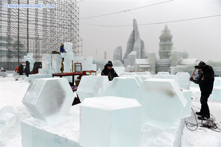 CHINA-HARBIN-ICE SCULPTURE-CONTEST (CN)