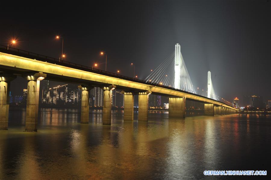 CHINA-CHANGSHA-NIGHT SCENERY (CN)