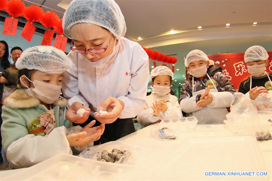 #CHINA-YANTAI-CHILDREN-YUANXIAO MAKING (CN)