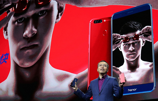 Huawei enthüllt V9 für Spieleliebhaber - Xinh