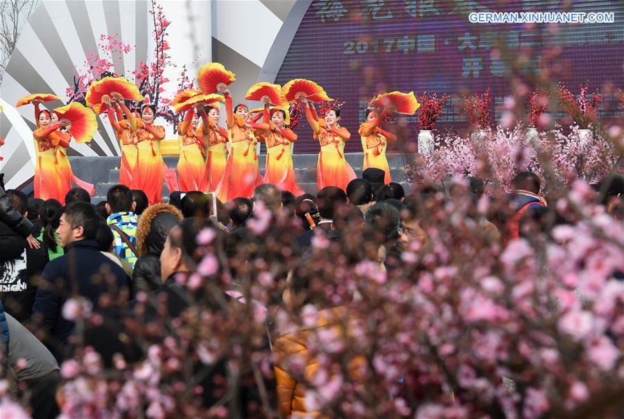 CHINA-JIANGSU-PLUM BLOSSOM FESTIVAL (CN)