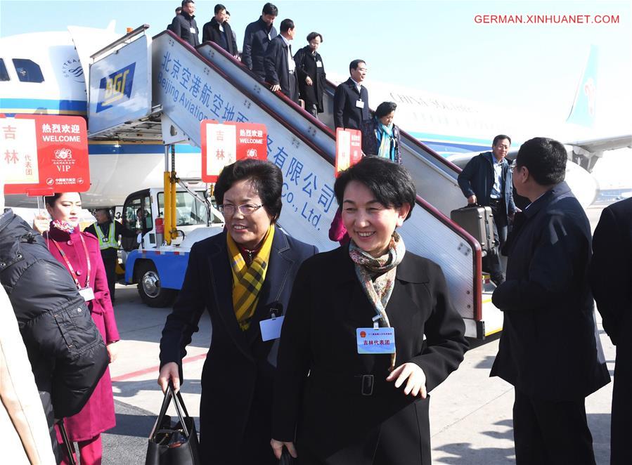 (TWO SESSIONS)CHINA-BEIJING-NPC DEPUTIES-ARRIVAL (CN)