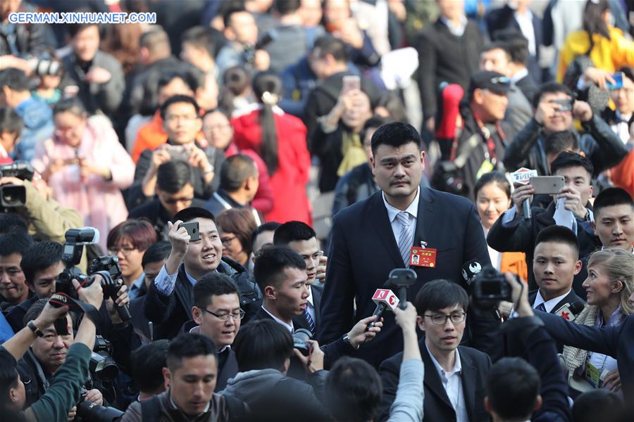 (TWO SESSIONS)CHINA-BEIJING-CPPCC-INTERVIEW-YAO MING (CN)