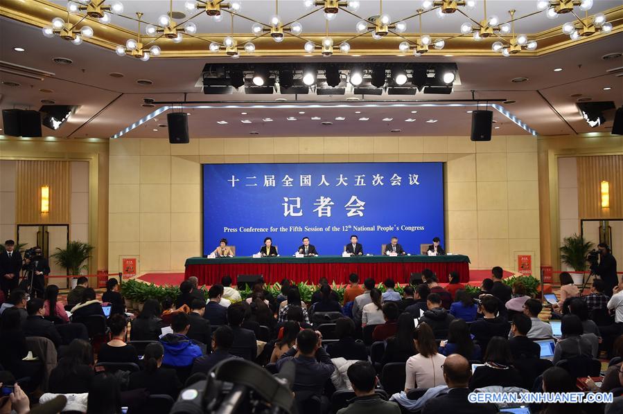 (TWO SESSIONS)CHINA-BEIJING-NPC-PRESS CONFERENCE-REFORM (CN)
