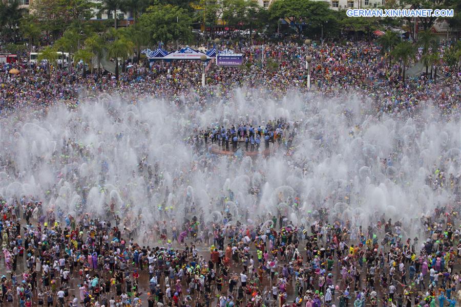 #CHINA-YUNNAN-XISHUANGBANNA-WATER SPRINKLING FESTIVAL (CN)