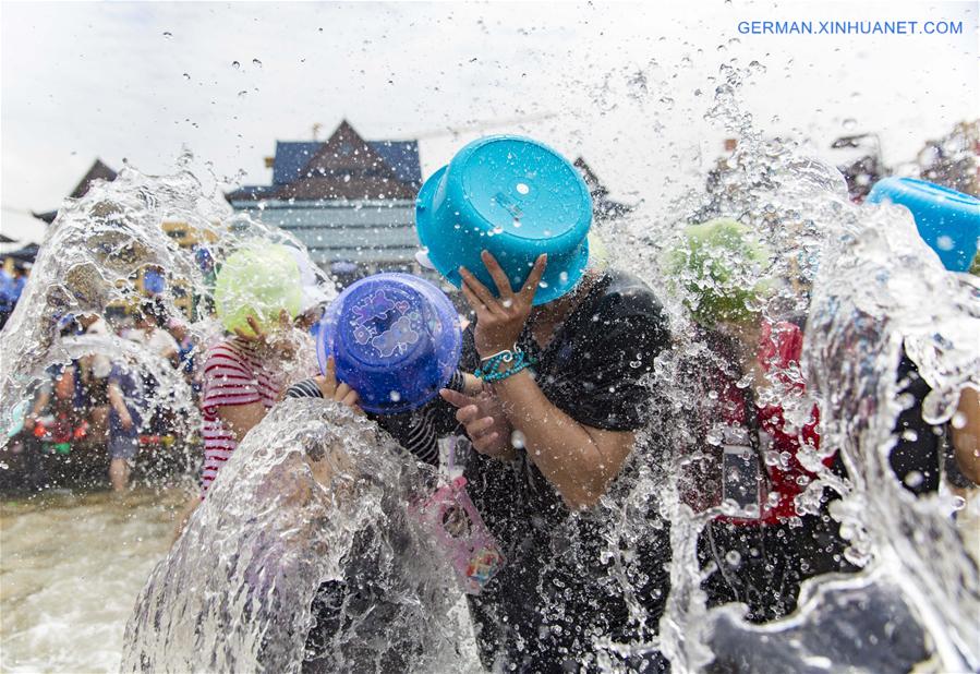 #CHINA-YUNNAN-XISHUANGBANNA-WATER SPRINKLING FESTIVAL (CN)