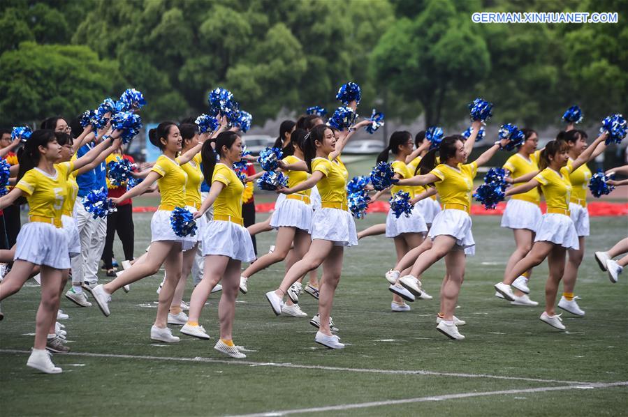 CHINA-HANGZHOU-COLLEGE STUDENTS-YOUTH DAY (CN)
