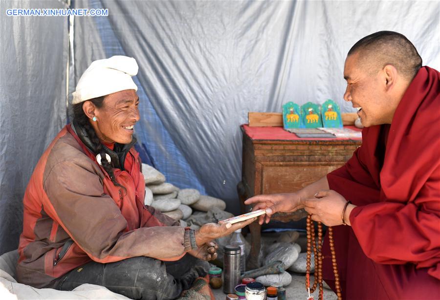 CHINA-TIBET-RONGPU MONASTERY-BUDDHISM-LIFE(CN)