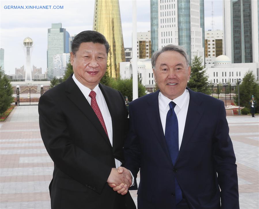 （XHDW）（1）习近平同哈萨克斯坦总统纳扎尔巴耶夫举行会谈